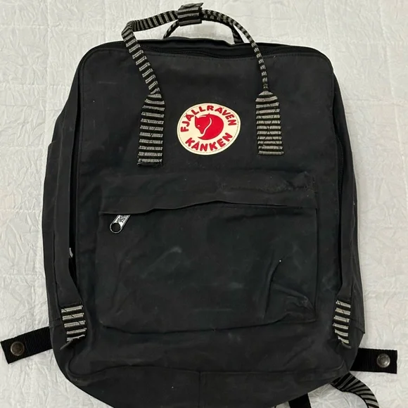 Kånken Laptop Kanken Black Striped Backpack Fjallraven Bags - Main Image